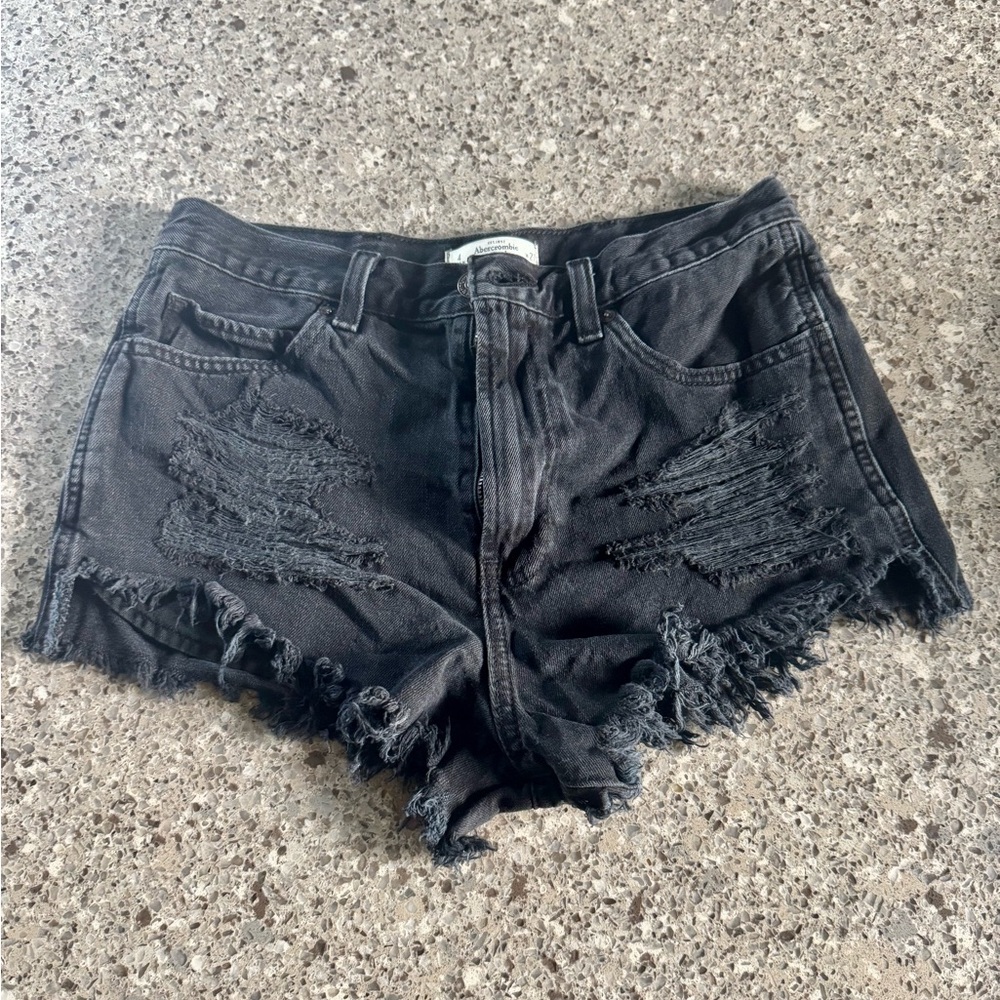 Abercrombie & Fitch l Black Denim l Distressed Shorts - Size 4/27W